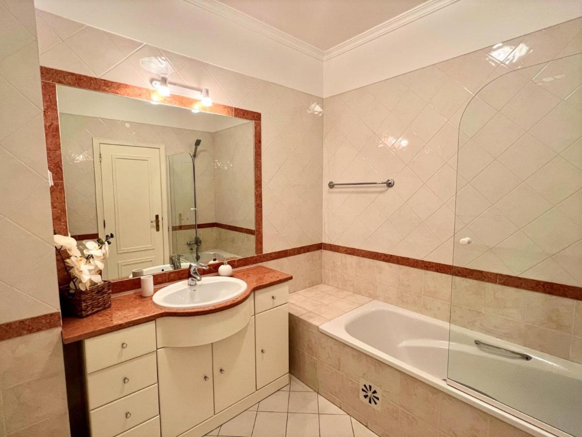 Vilamoura Central 2 With Pool By Homing Экстерьер фото