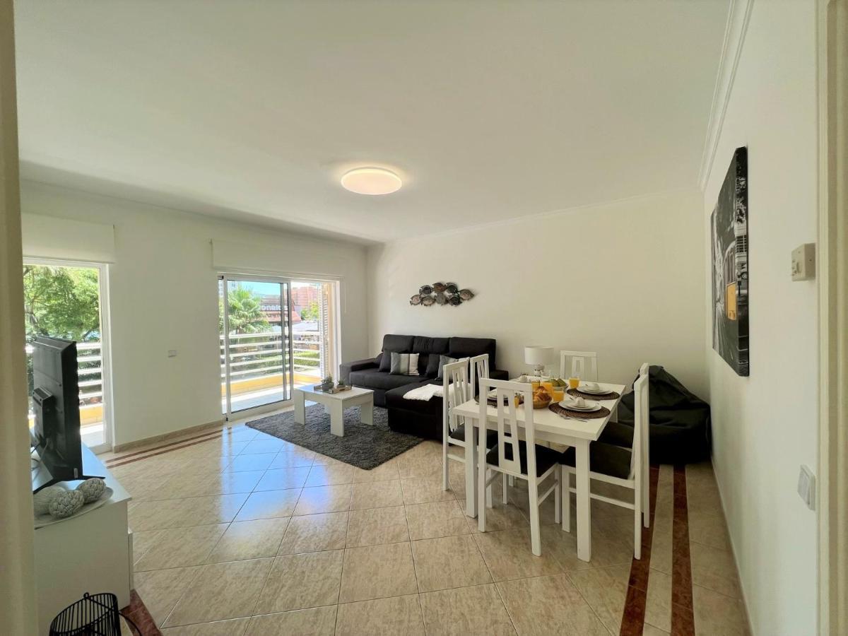 Vilamoura Central 2 With Pool By Homing Экстерьер фото